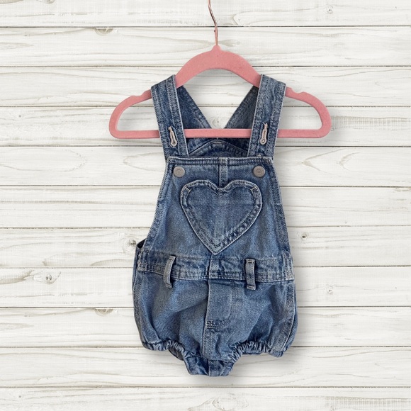NWOT Denim Shortalls - 12-18m Old Navy - Picture 1 of 2